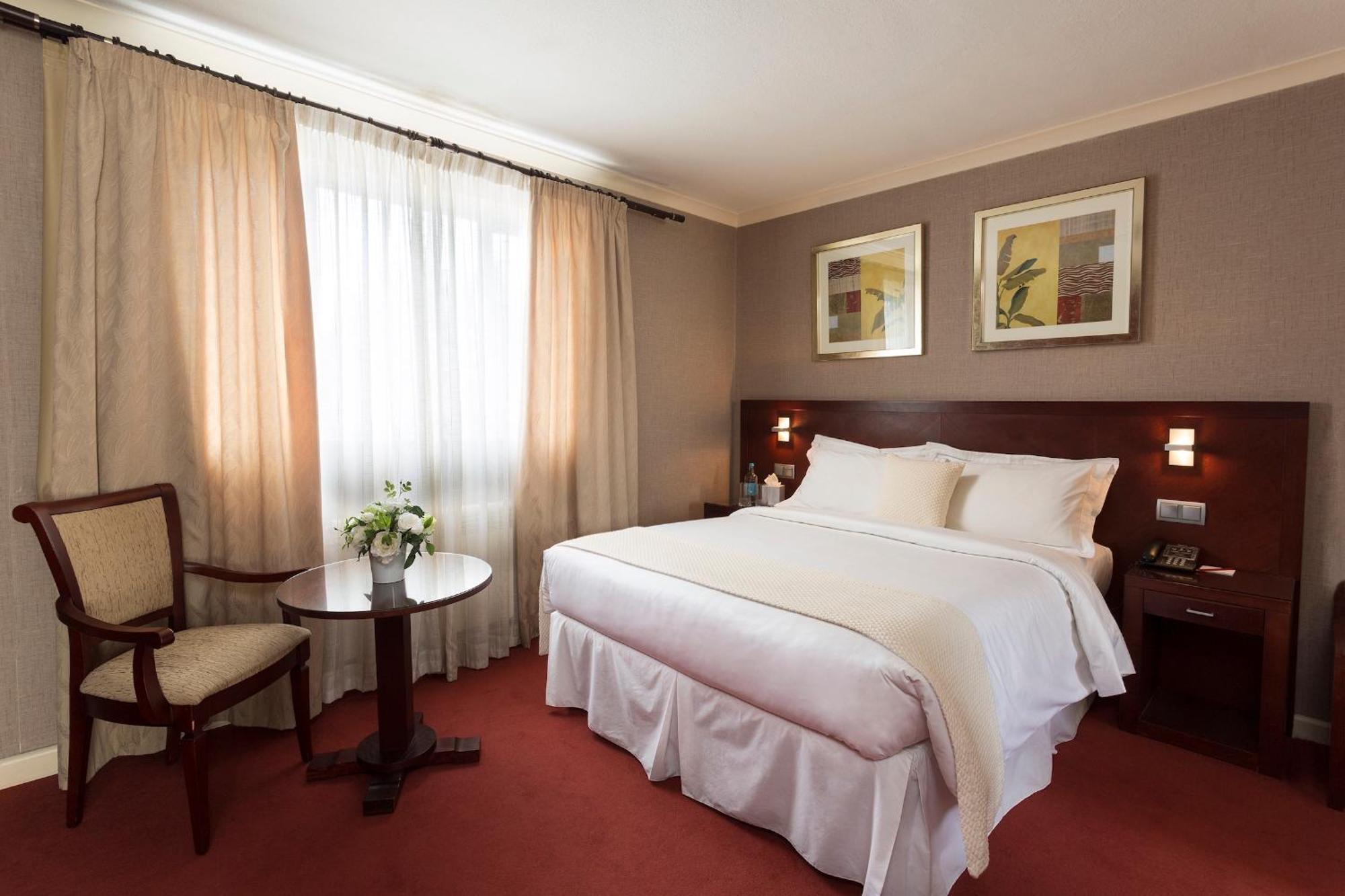 Hotel Savoy Saint Helier Jersey Exterior foto