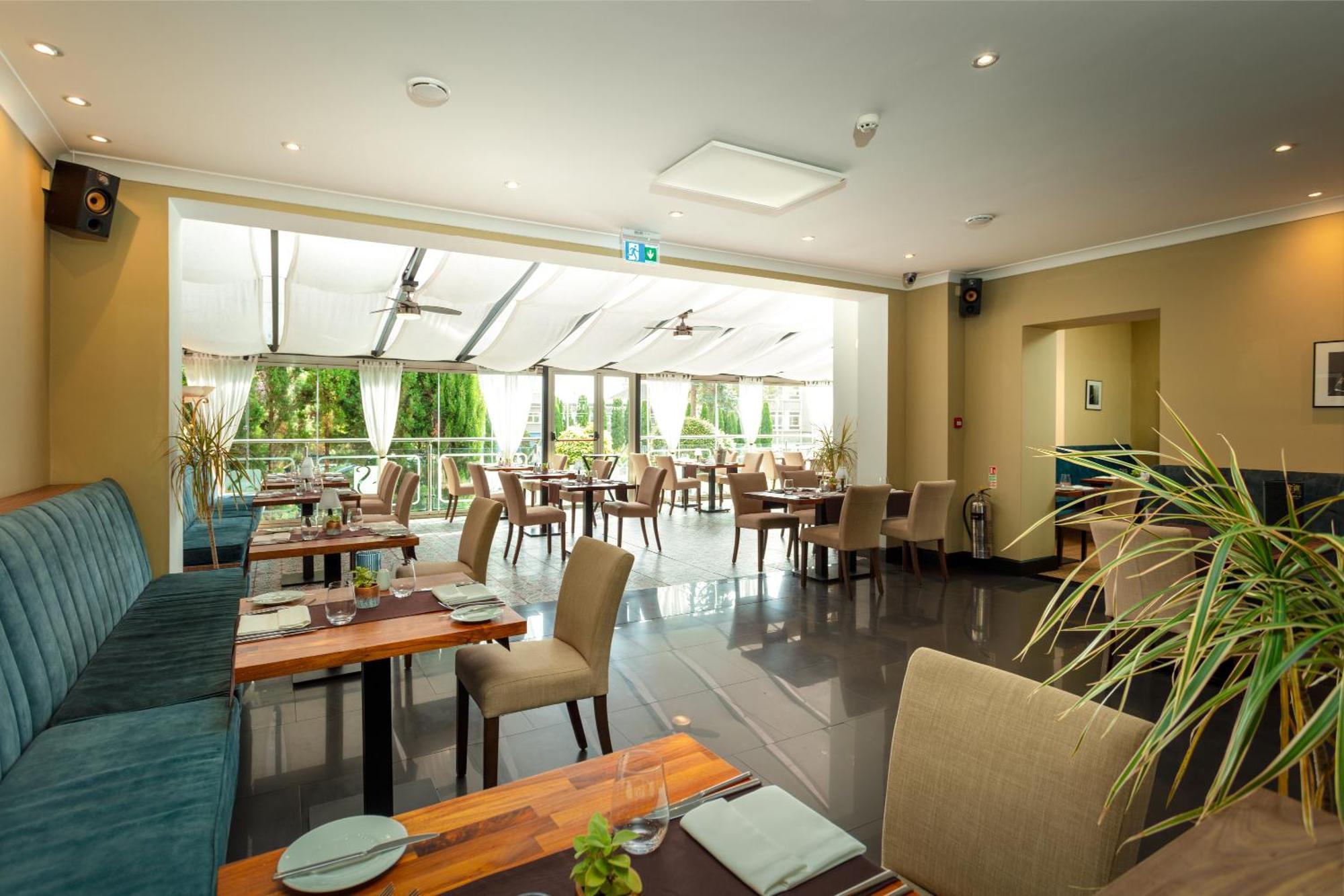 Hotel Savoy Saint Helier Jersey Exterior foto